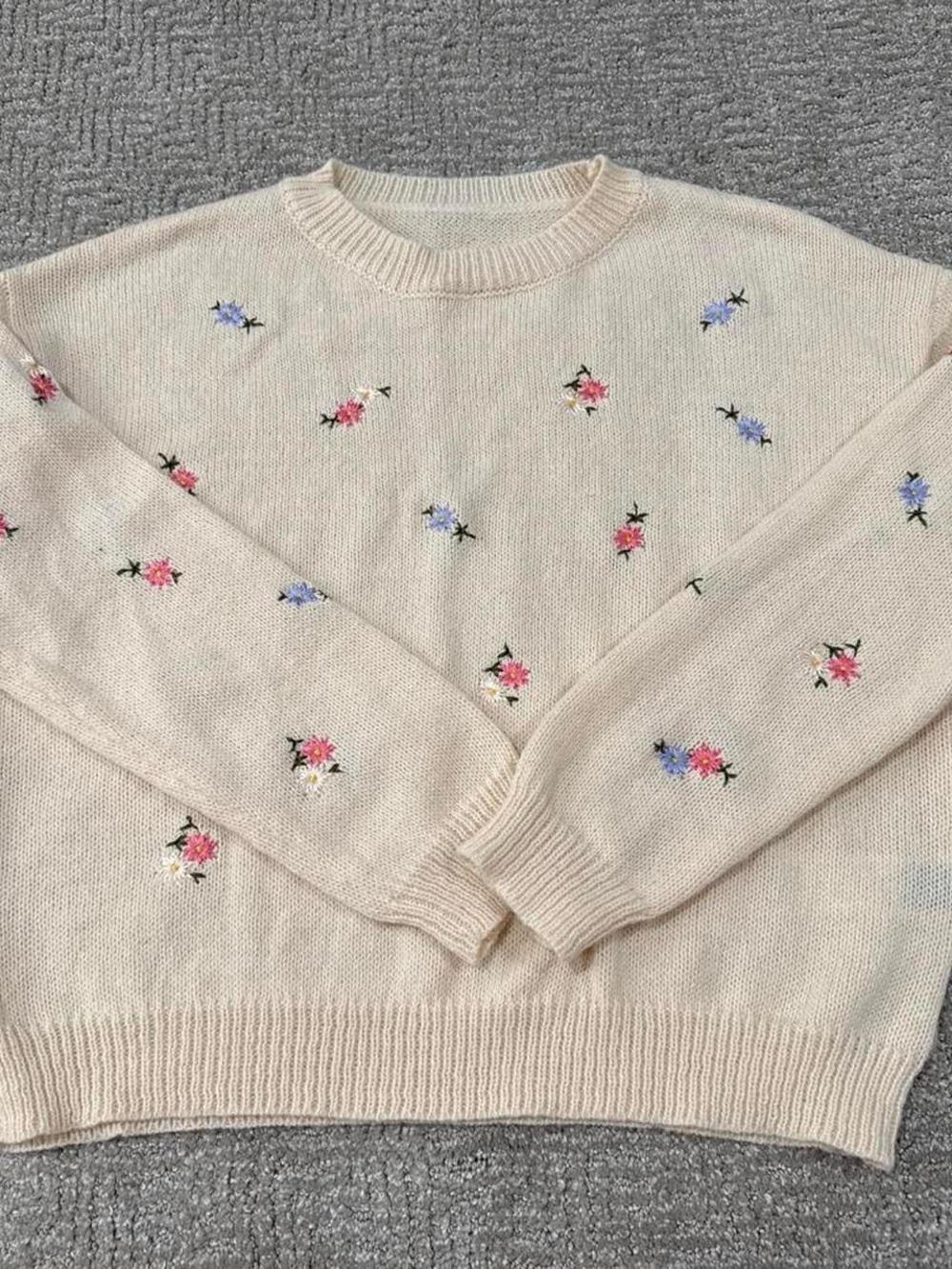 Women's Cream Floral Embroidered Crewneck Sweater